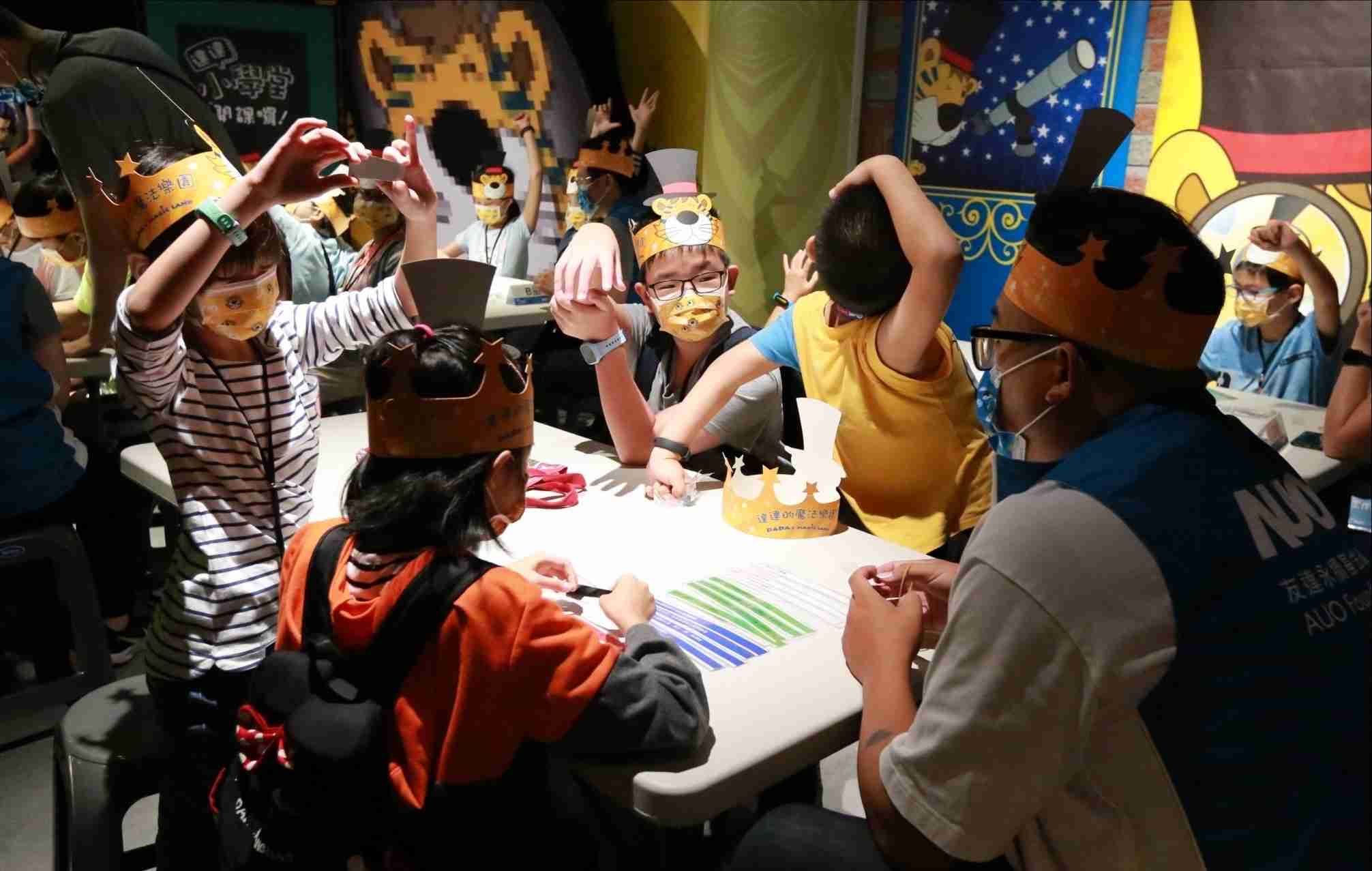 牛牛游戏以永续理念推动全人教育计划，，，，内外结盟储备科普教育人才，，，荣获亚太永续行动奖社会共融面的金奖肯定