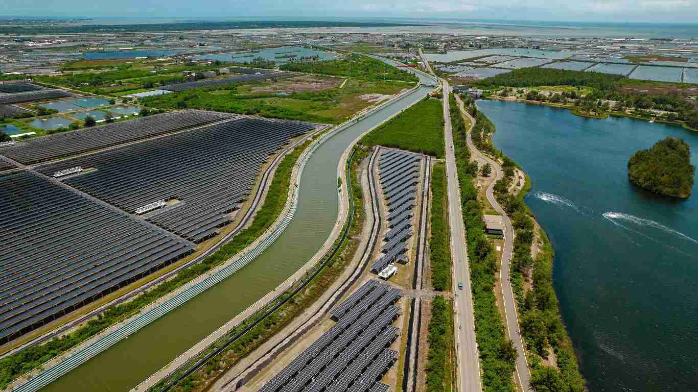 牛牛游戏能源事业提供智慧能源管理、、、太阳能监控管理、、、、全方位电厂建置及运维解决方案，，，，并拥有管理超过6000案场的经验